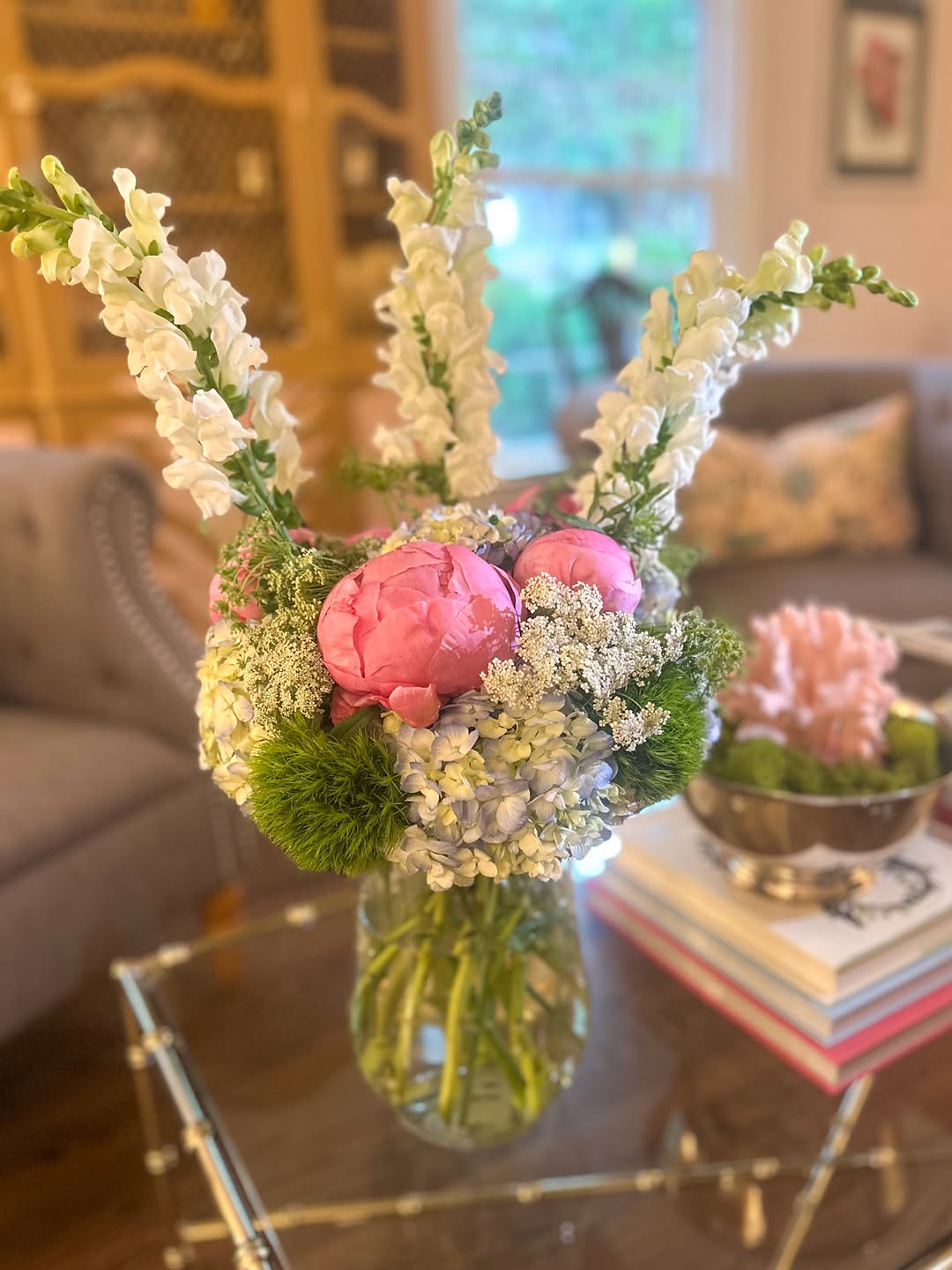 When the tablescape does all the talking.